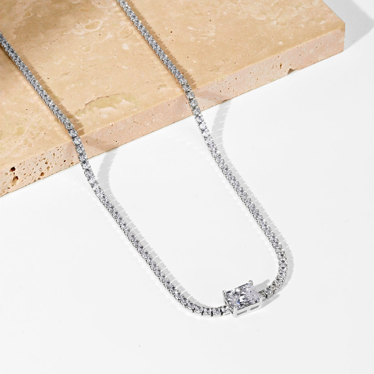 [Kismet Jewels ]2.0 carat Ornate Emerald Cut Necklace