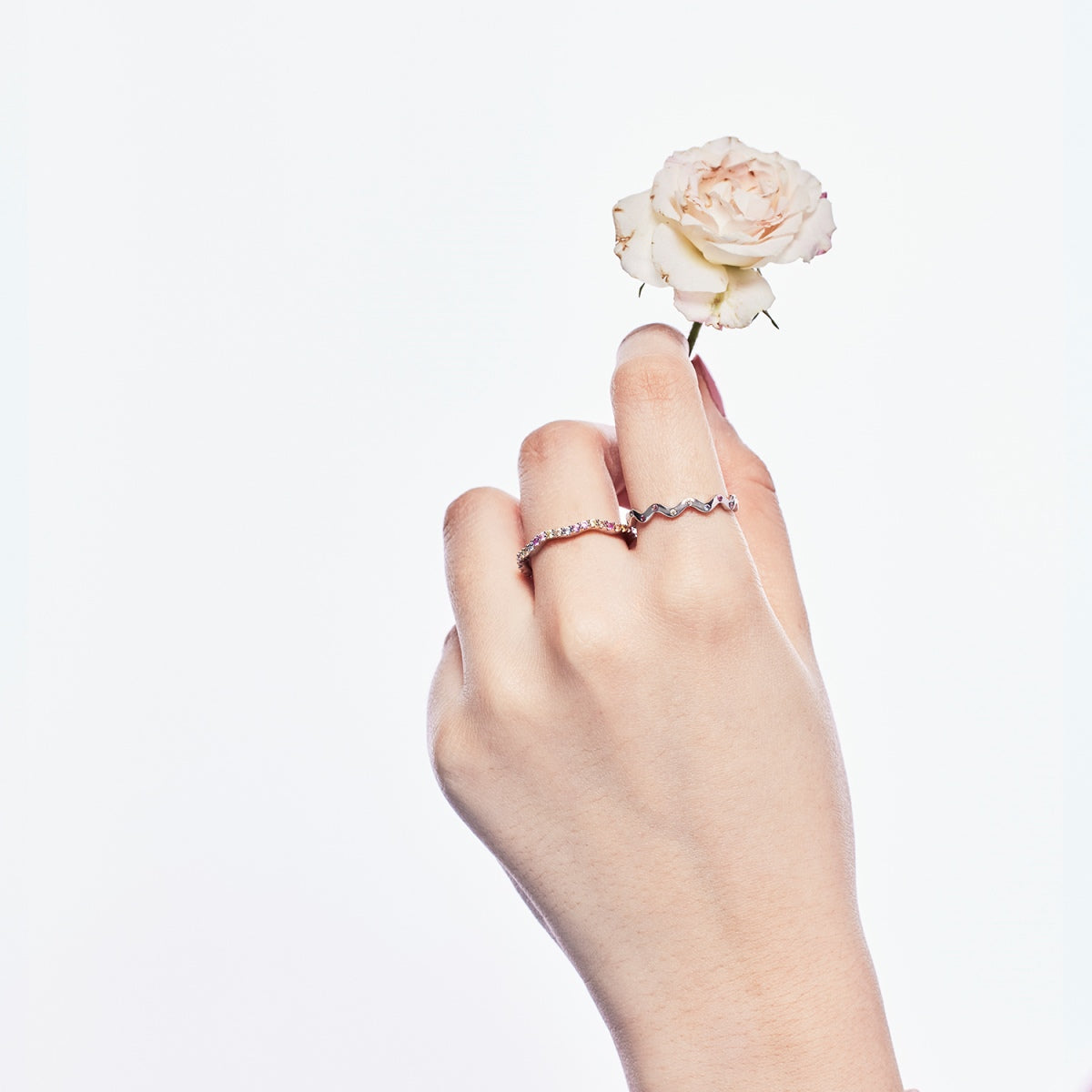 [Kismet Jewels ]Ornate Vibrant Round Cut Daily Ring