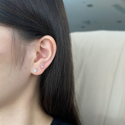 [Kismet Jewels ]Sparkling Heart Shaped Simple Earrings