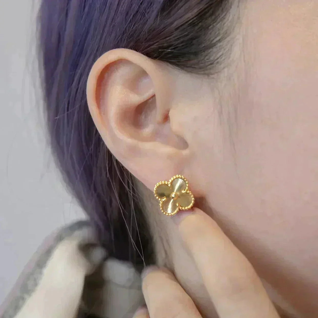 [Kismet Jewels ]CLOVER MEDIUM 1 MOTIFS LASER EARRINGS