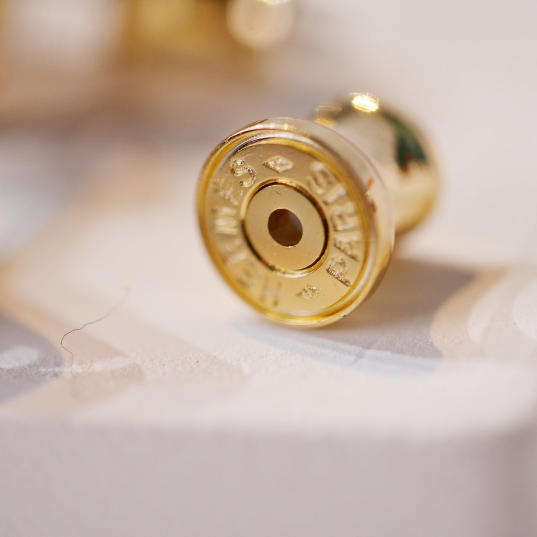 [Kismet Jewels ]MINI POP H GOLD EARRINGS GREY