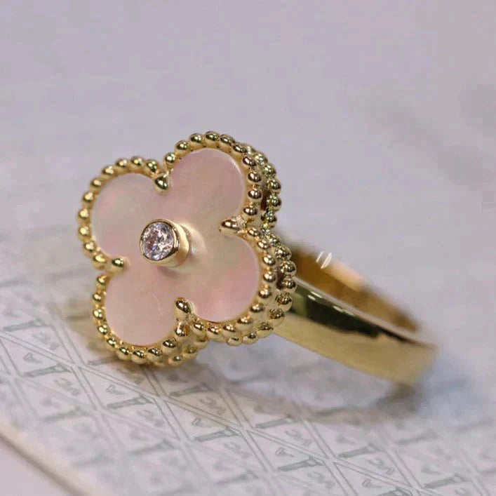 [Kismet Jewels ]CLOVER PINK MOP RING GOLD DIAMOND