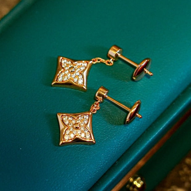 [Kismet Jewels ]STAR DIAMONDS EARRINGS GOLD