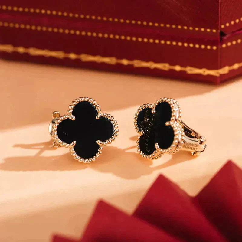 [Kismet Jewels ]CLOVER MEDIUM 1 MOTIFS  ONYX STUD EARRINGS