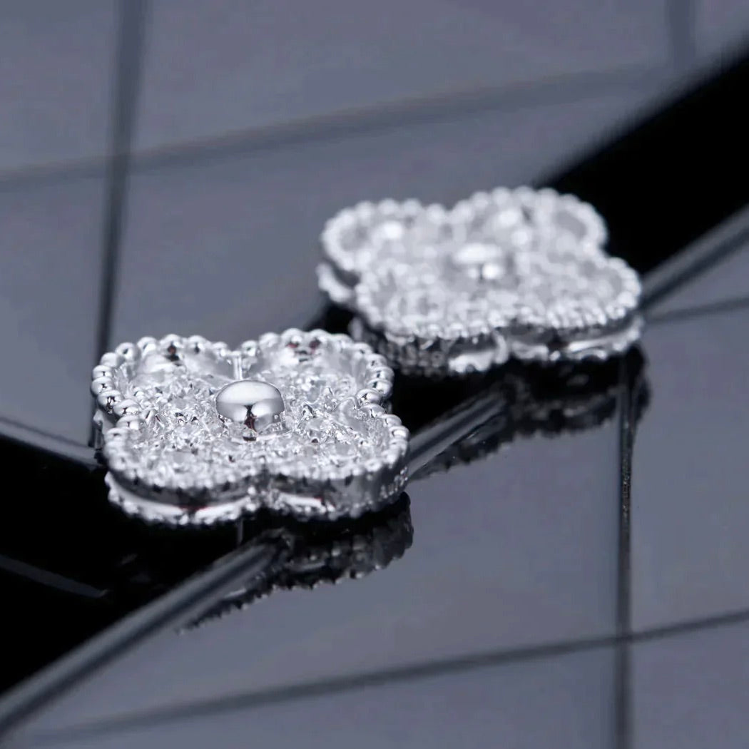 [Kismet Jewels ]CLOVER 1 MOTIFS DIAMOND STUD EARRINGS SILVER