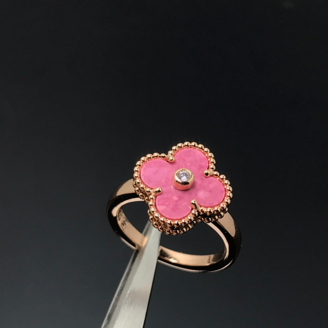 [Kismet Jewels ]CLOVER RHODONITE ROSE GOLD RING