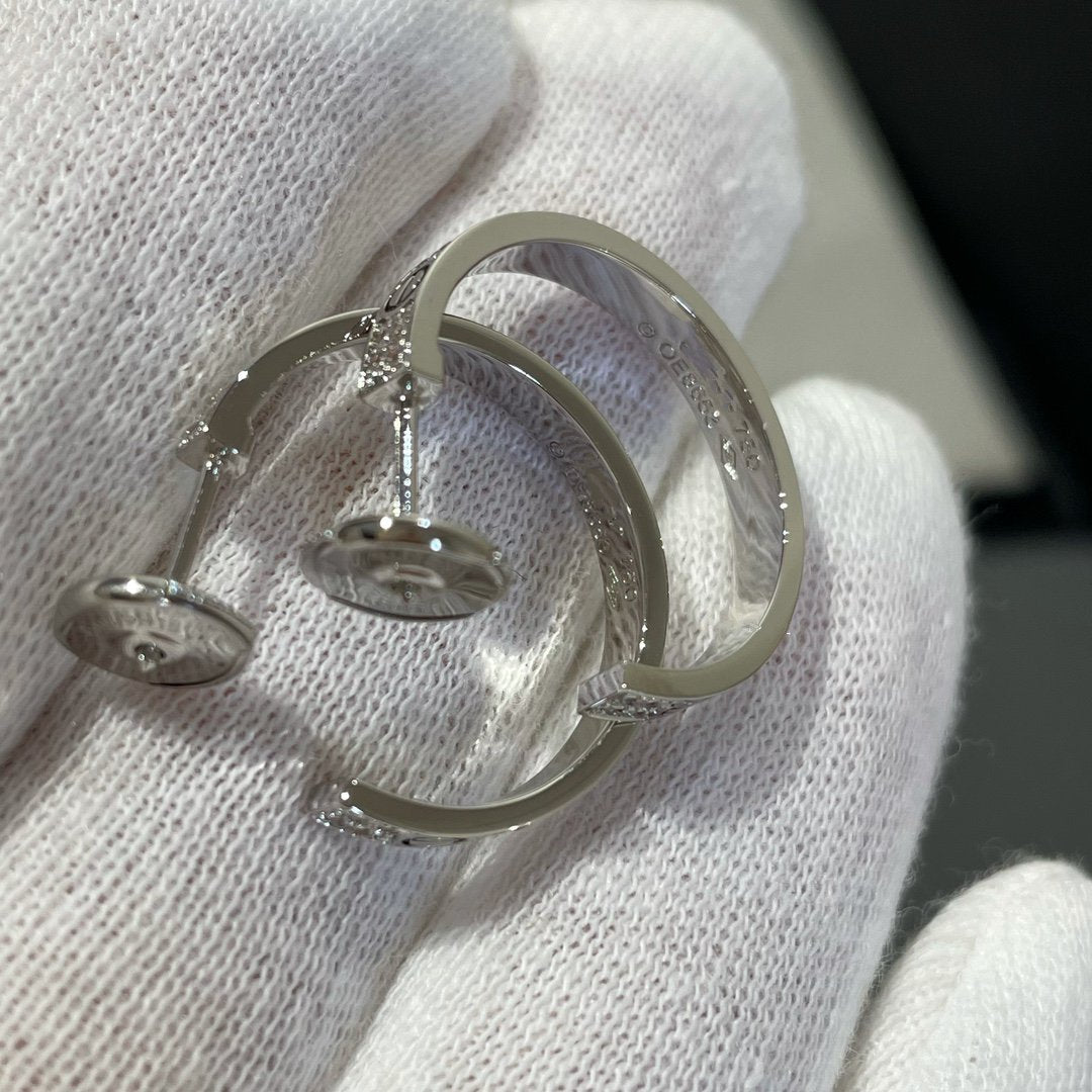 [Kismet Jewels ]LOVE DIAMOND SILVER HOOP EARRINGS