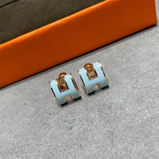 [Kismet Jewels ]POP H SKY BLUE STUD EARRINGS