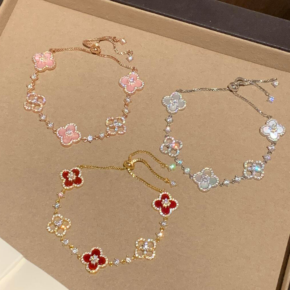 [Kismet Jewels ]CLOVER 5 MOTIF PINK BLUE RED WHITE BRACELET