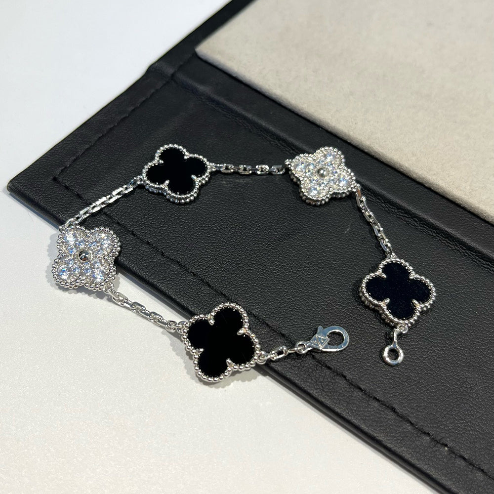 [Kismet Jewels ]CLOVER 5 MOTIF ONYXS DIAMOND BRACELET SILVER