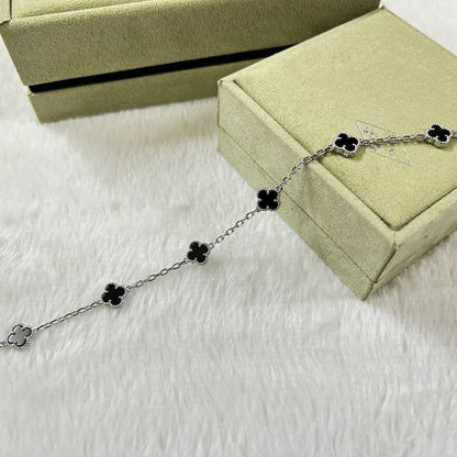 [Kismet Jewels ]CLOVER 6 MOTIF  ONYXS BRACELET