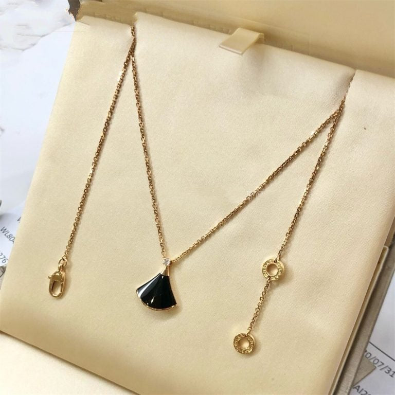 [Kismet Jewels ]DREAM NECKLACE ONYX 1 DIAMOND