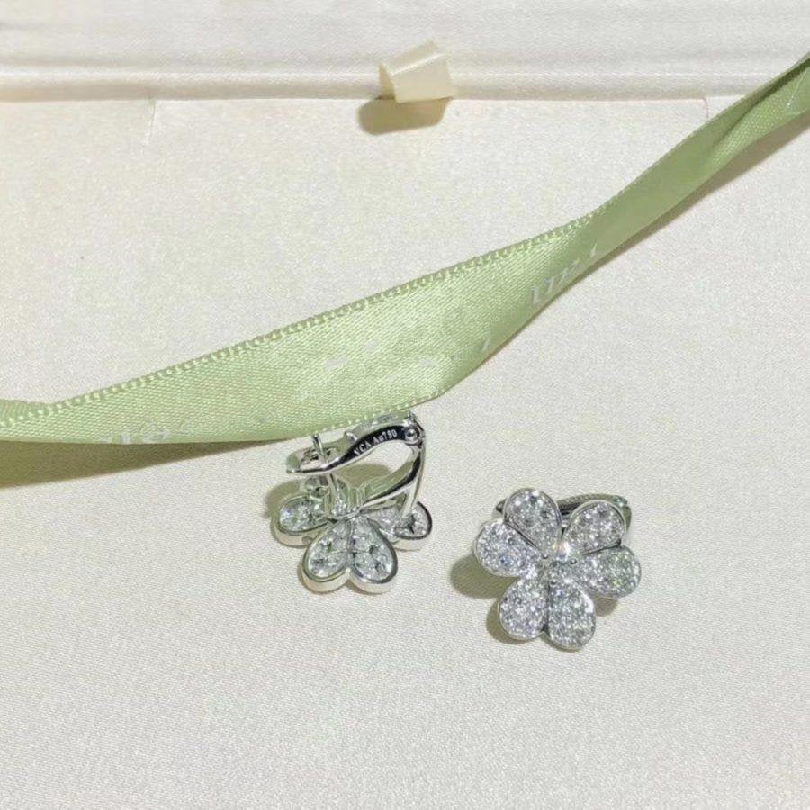 [Kismet Jewels ]FRIVOLE SILVER FLOWER DIAMOND EARRINGS