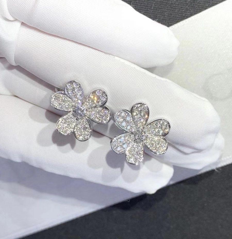 [Kismet Jewels ]FRIVOLE SILVER FLOWER DIAMOND EARRINGS