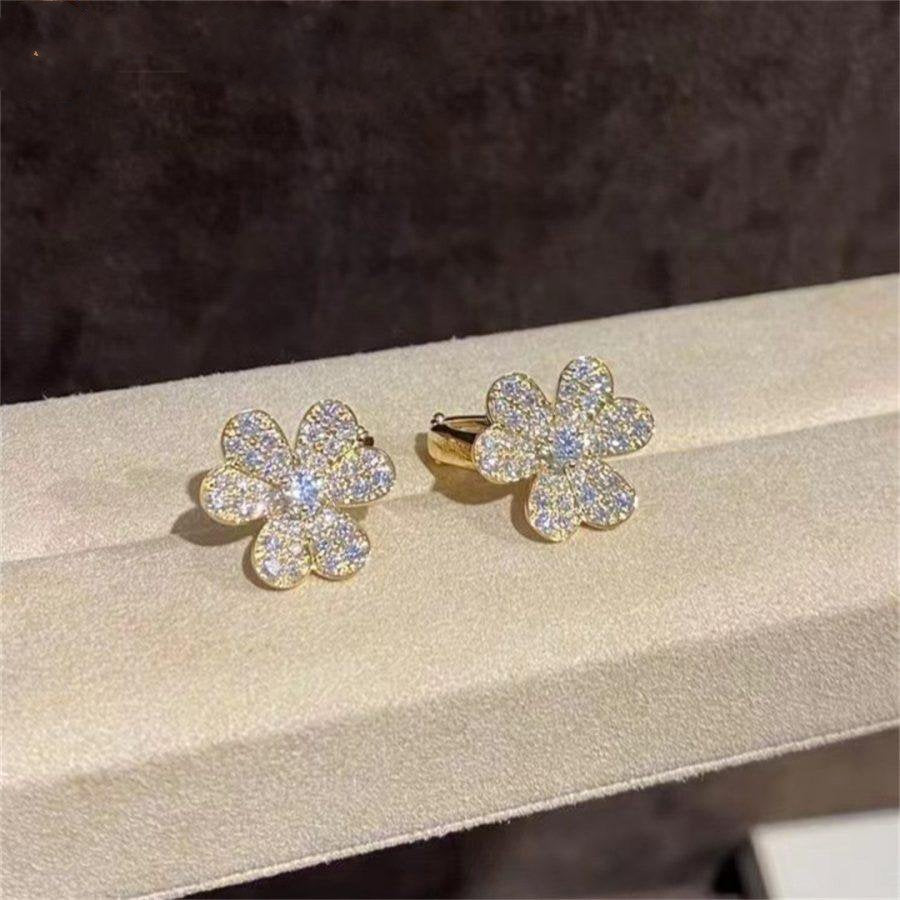 [Kismet Jewels ]FRIVOLE GOLD FLOWER DIAMOND EARRINGS
