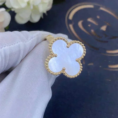 [Kismet Jewels ]CLOVER WHITE MOP RING
