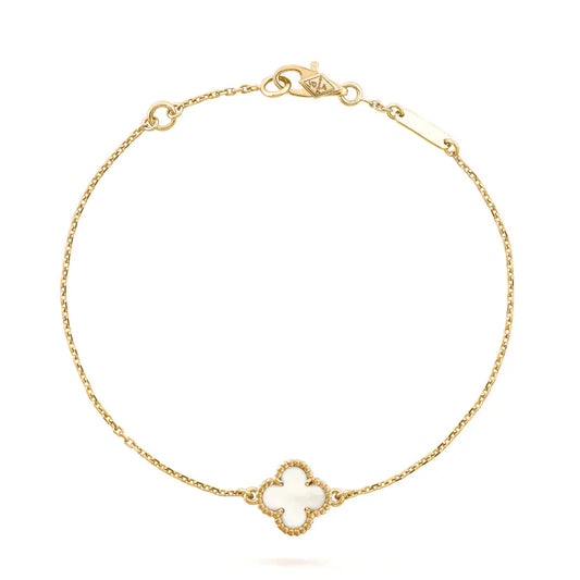 [Kismet Jewels ]CLOVER WHITE MOP SINGLE FLOWER BRACELET