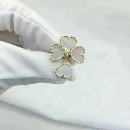 [Kismet Jewels ]SWEET CLOVER WHITE MOP RING
