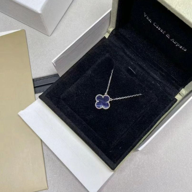 [Kismet Jewels ]CLOVER 15MM PIETERSITE NECKLACE SILVER