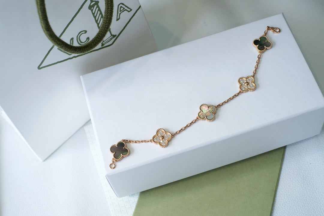 [Kismet Jewels ]CLOVER 5 MOTIFS DARK MOP AND DIAMONDS PINK GOLD BRACELET